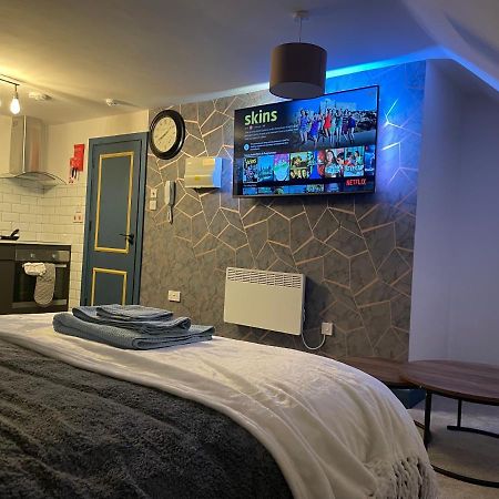 Lovely Studio Apartment Located In Birmingham Extérieur photo
